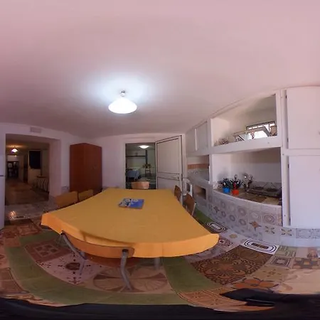 Holiday home Vacanze San Calogero *